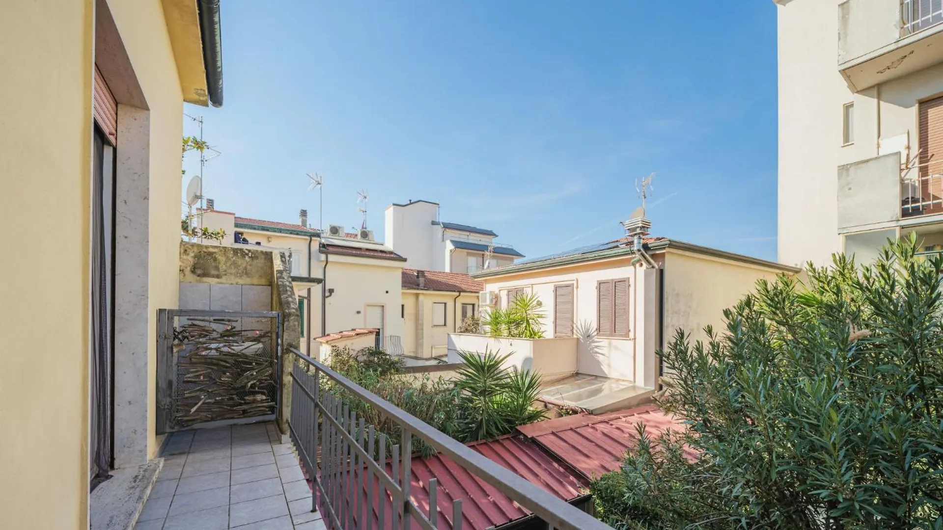 Apartment La Casa Della Ceramista By Interhome 비아레지오